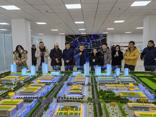 中國電子商會(huì)會(huì)長王寧一行赴濟(jì)南市公益性農(nóng)產(chǎn)品批發(fā)市場(chǎng)項(xiàng)目現(xiàn)場(chǎng)參觀考察